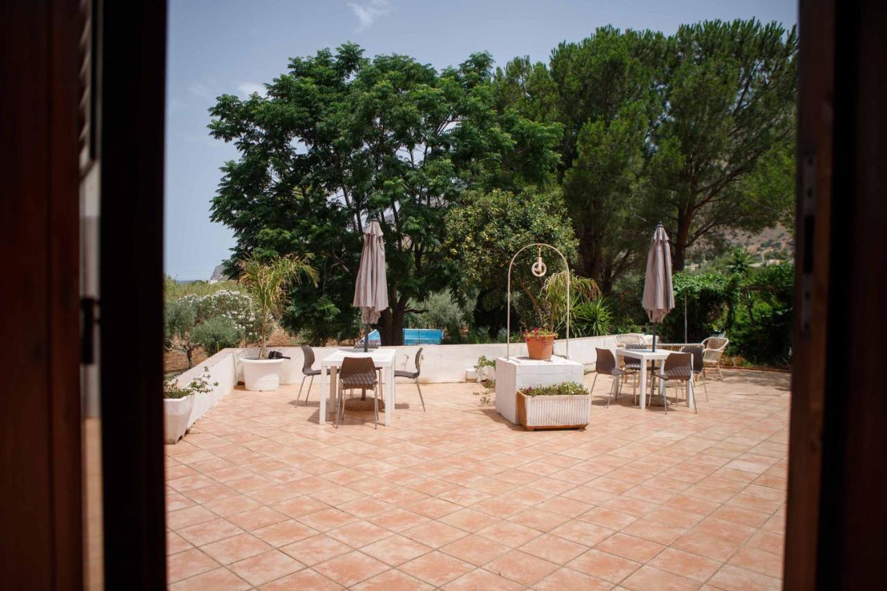 Il Baglio Di Donna Rosa Hotel Custonaci Bagian luar foto
