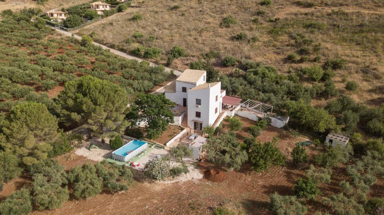 Il Baglio Di Donna Rosa Hotel Custonaci Bagian luar foto
